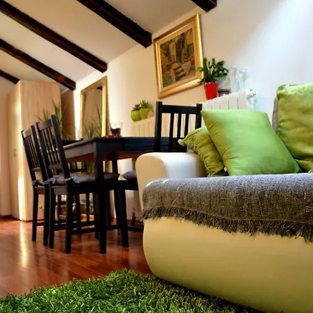 Casa Del Padre - Annabelle * Fiume