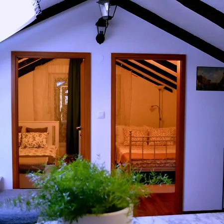 Casa Del Padre - Annabelle غييكا