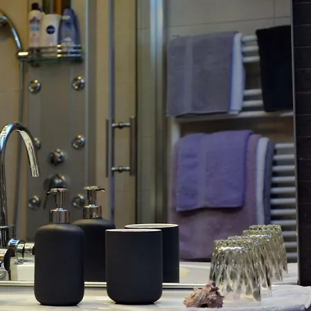 Casa Del Padre - Annabelle