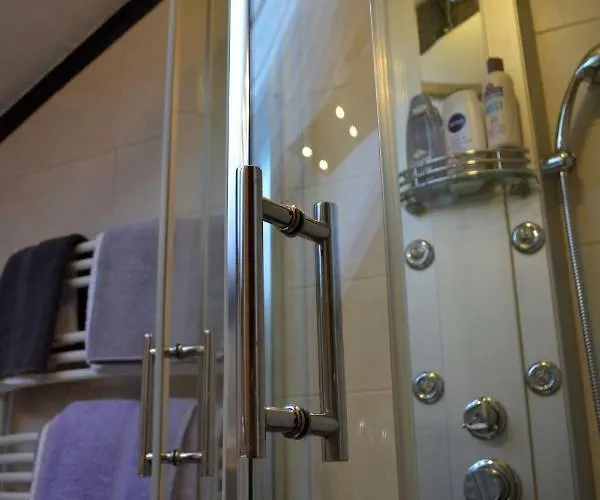 Casa Del Padre - Annabelle